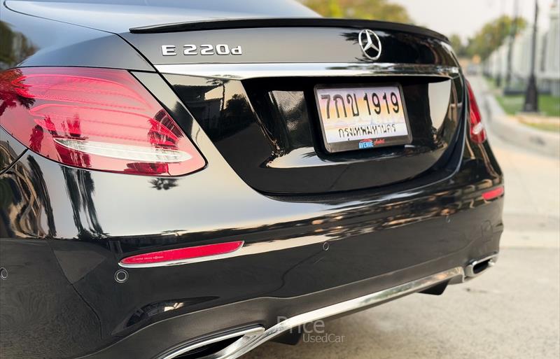 ขายรถเก๋งมือสอง mercedes-benz e220 รถปี2017 รหัส 87904-รูปที่6 ขายรถเก๋งมือสอง mercedes-benz e220 รถปี2017 รหัส 87904-รูปที่6
