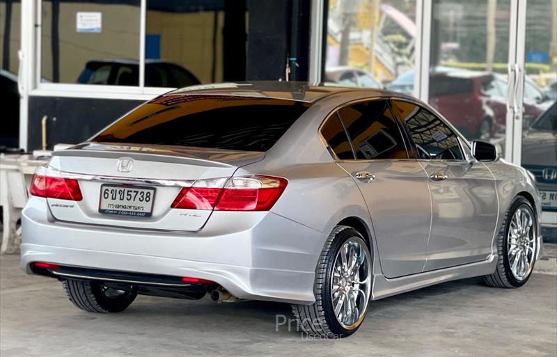 ขายรถเก๋งมือสอง-honda-ฮอนด้า-รถปี2013-รหัส88009-6c444d02.jpg ขายรถเก๋งมือสอง-honda-ฮอนด้า-รถปี2013-รหัส88009-6c444d02.jpg