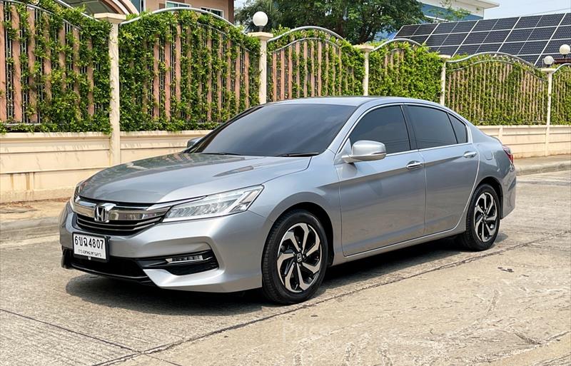 รถเก๋งมือสอง HONDA ACCORD รถปี 2018