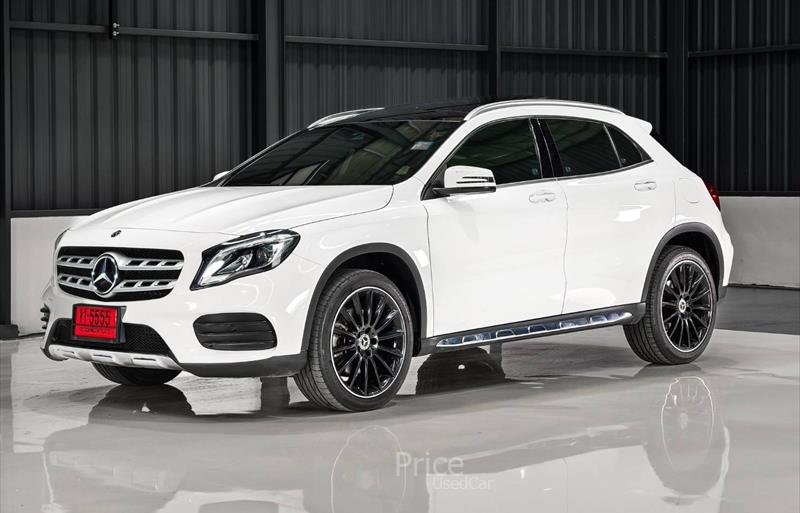 รถเก๋งมือสอง MERCEDES BENZ GLA250 รถปี 2020