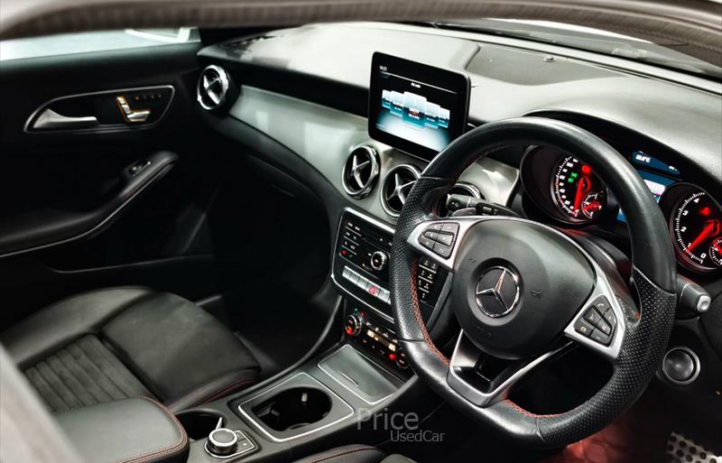 ขายรถเก๋งมือสอง-mercedes-benz-เมอร์เซเดสเบนซ์-รถปี2020-รหัส88083-ca4bade4.jpg ขายรถเก๋งมือสอง-mercedes-benz-เมอร์เซเดสเบนซ์-รถปี2020-รหัส88083-ca4bade4.jpg