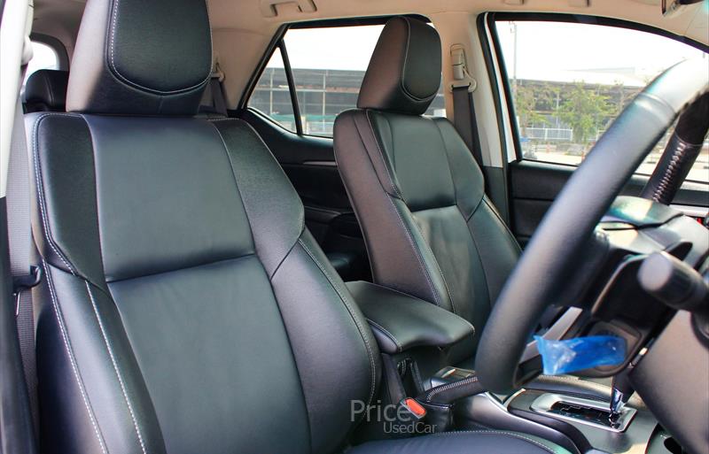 ขายรถ-suv-มือสอง-toyota-โตโยต้า-รถปี2022-รหัส88134-0e2f5539.jpg ขายรถ-suv-มือสอง-toyota-โตโยต้า-รถปี2022-รหัส88134-0e2f5539.jpg
