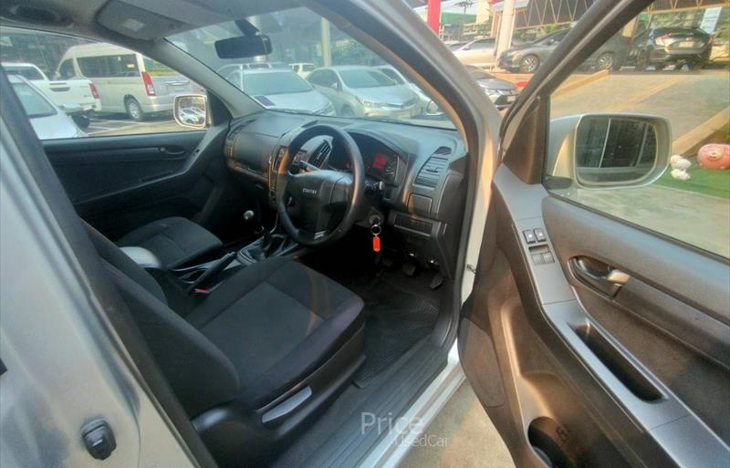 ขายรถกระบะมือสอง-isuzu-อีซูซุ-รถปี2017-รหัส88154-9d6da99c.jpg ขายรถกระบะมือสอง-isuzu-อีซูซุ-รถปี2017-รหัส88154-9d6da99c.jpg