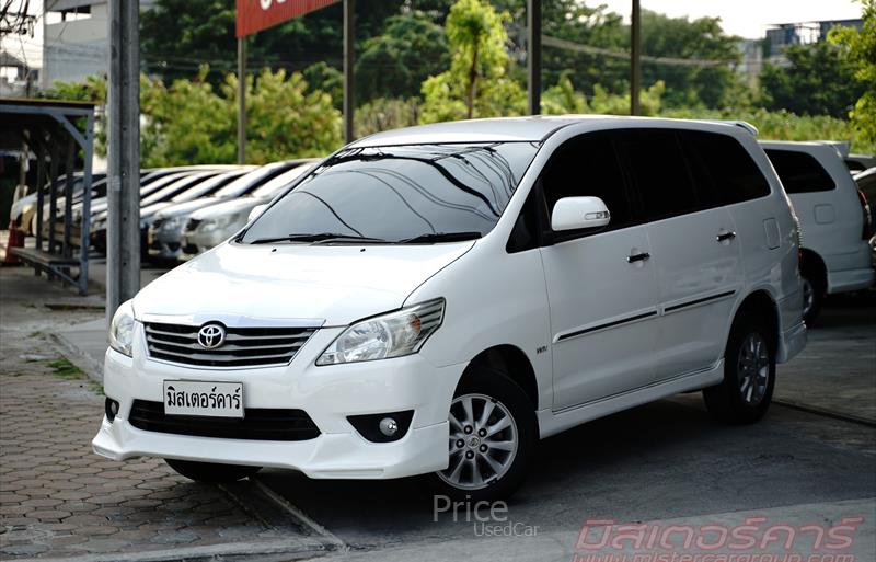 รถตู้มือสอง TOYOTA INNOVA รถปี 2013