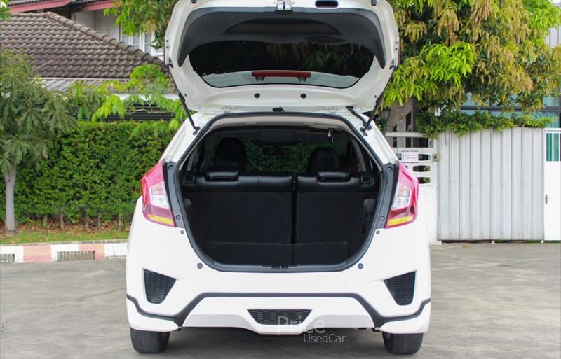ขายรถเก๋งมือสอง-honda-ฮอนด้า-รถปี2015-รหัส88169-a6e196b5.jpg ขายรถเก๋งมือสอง-honda-ฮอนด้า-รถปี2015-รหัส88169-a6e196b5.jpg