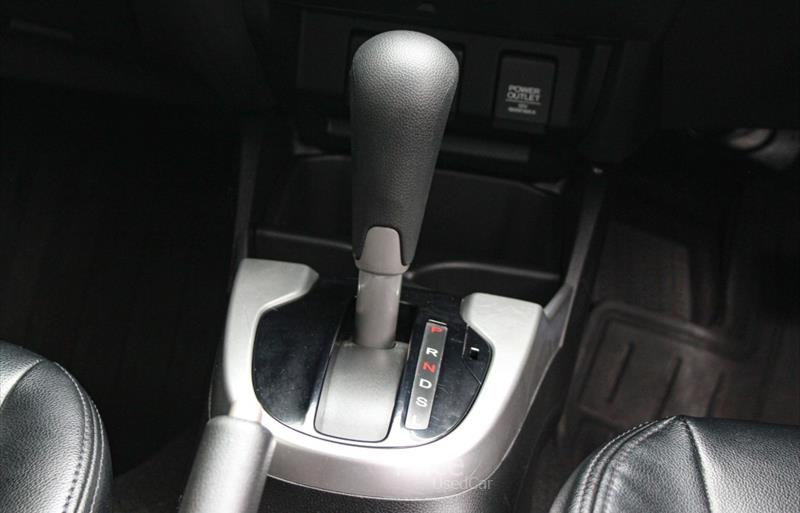 ขายรถเก๋งมือสอง-honda-ฮอนด้า-รถปี2015-รหัส88180-2d8097ac.jpg ขายรถเก๋งมือสอง-honda-ฮอนด้า-รถปี2015-รหัส88180-2d8097ac.jpg