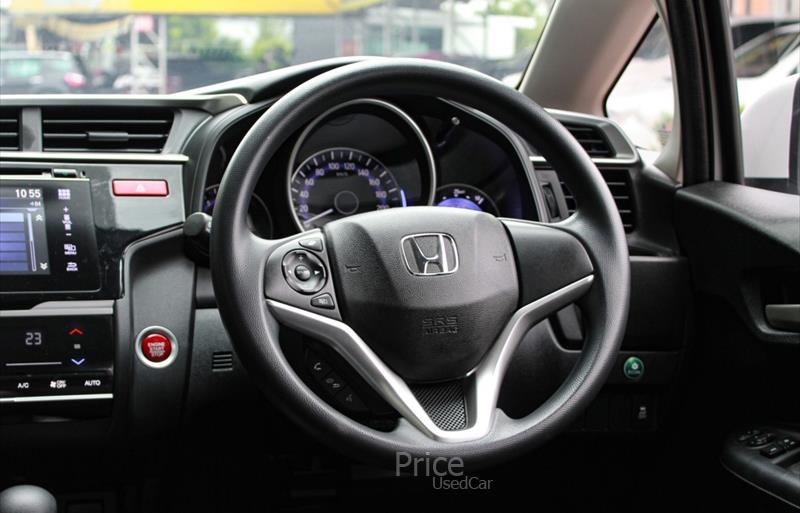 ขายรถเก๋งมือสอง-honda-ฮอนด้า-รถปี2015-รหัส88180-e1968ad2.jpg ขายรถเก๋งมือสอง-honda-ฮอนด้า-รถปี2015-รหัส88180-e1968ad2.jpg