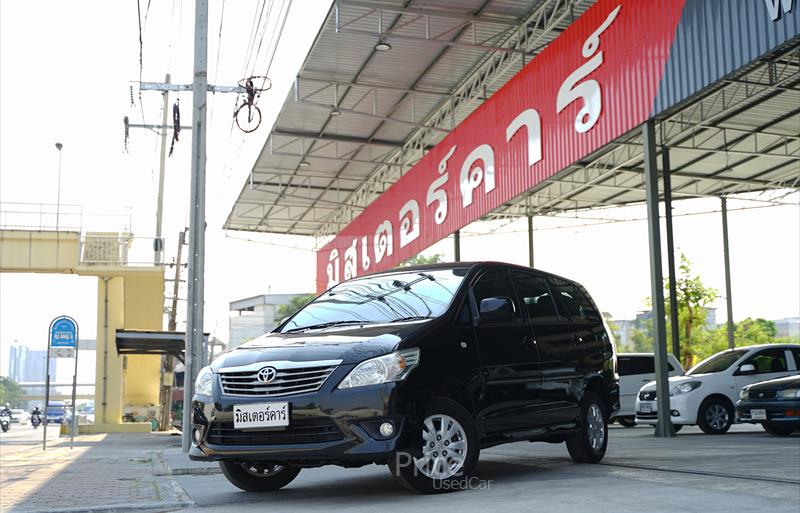 รถตู้มือสอง TOYOTA INNOVA รถปี 2014