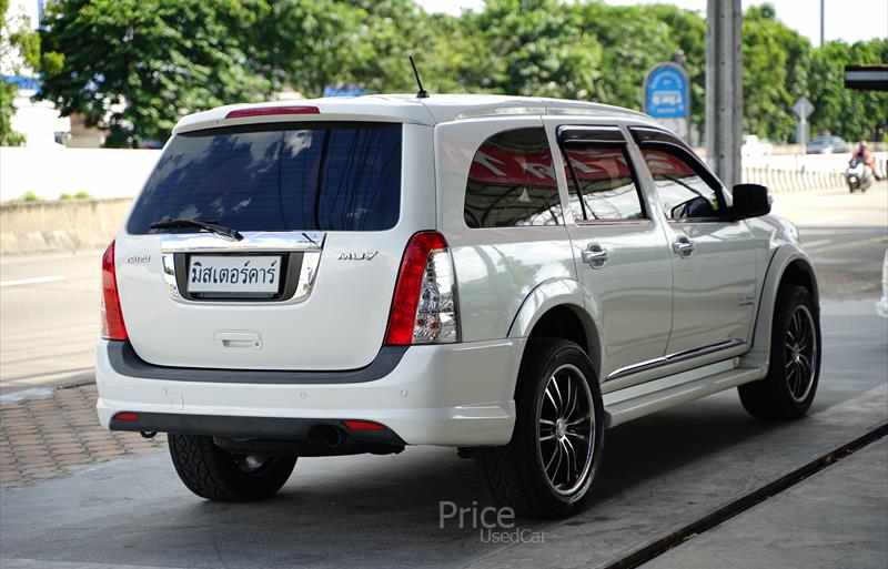 ขายรถ-suv-มือสอง-isuzu-อีซูซุ-รถปี2011-รหัส88214-9d057467.jpg ขายรถ-suv-มือสอง-isuzu-อีซูซุ-รถปี2011-รหัส88214-9d057467.jpg