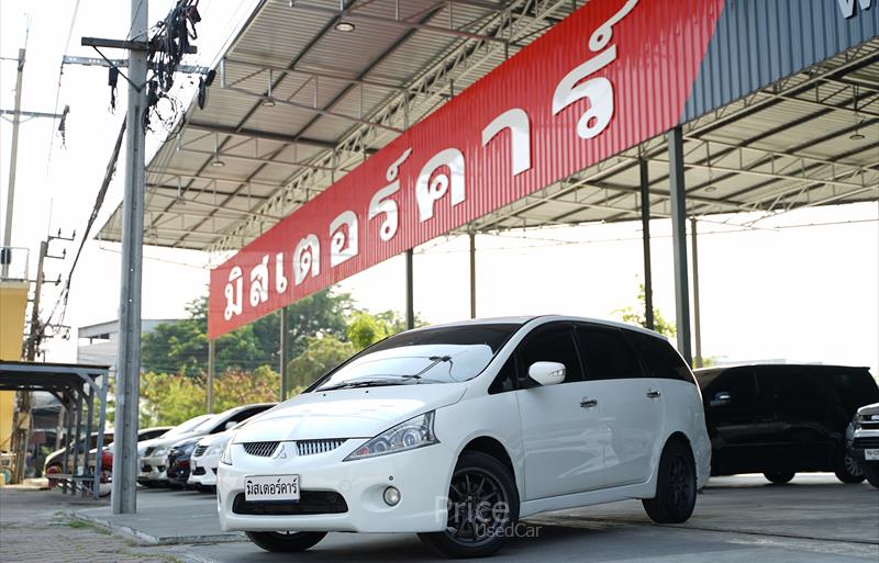 รถตู้มือสอง MITSUBISHI SPACE WAGON รถปี 2011