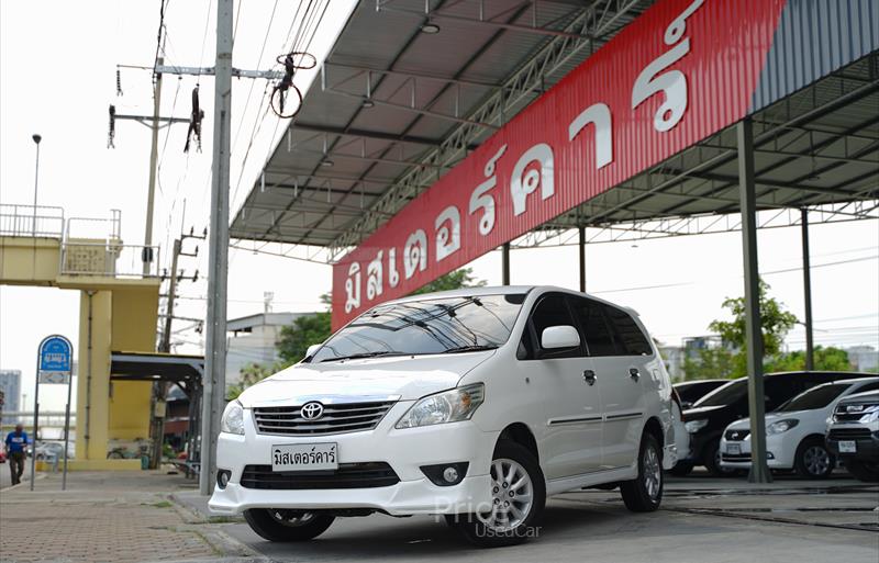 รถตู้มือสอง TOYOTA INNOVA รถปี 2011