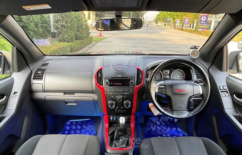 ขายรถกระบะมือสอง-isuzu-อีซูซุ-รถปี2017-รหัส88263-3df9669d.jpg ขายรถกระบะมือสอง-isuzu-อีซูซุ-รถปี2017-รหัส88263-3df9669d.jpg