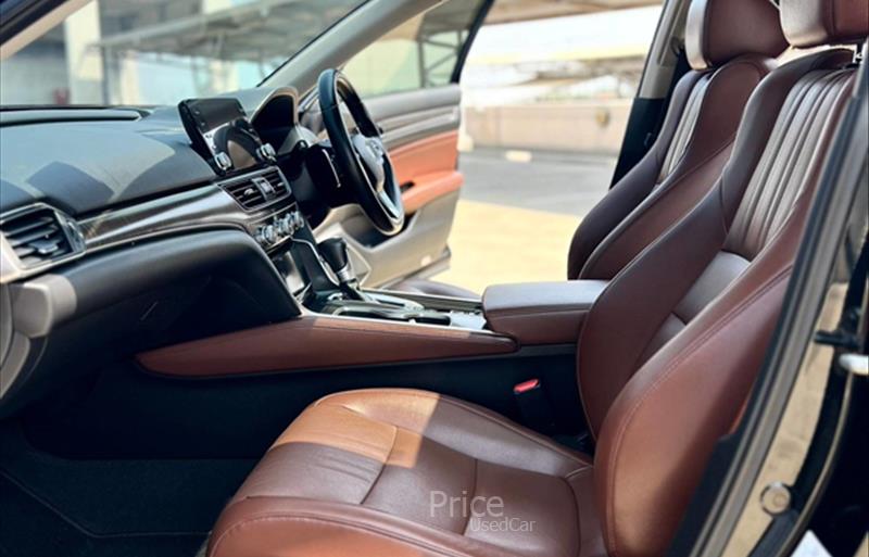 ขายรถเก๋งมือสอง-honda-ฮอนด้า-รถปี2019-รหัส88268-7a579980.jpg ขายรถเก๋งมือสอง-honda-ฮอนด้า-รถปี2019-รหัส88268-7a579980.jpg