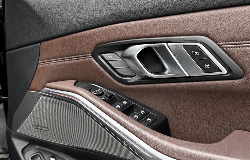 ขายรถเก๋งมือสอง-bmw-บีเอ็มดับบลิว-รถปี2020-รหัส88285-9bdaa00a.jpg ขายรถเก๋งมือสอง-bmw-บีเอ็มดับบลิว-รถปี2020-รหัส88285-9bdaa00a.jpg