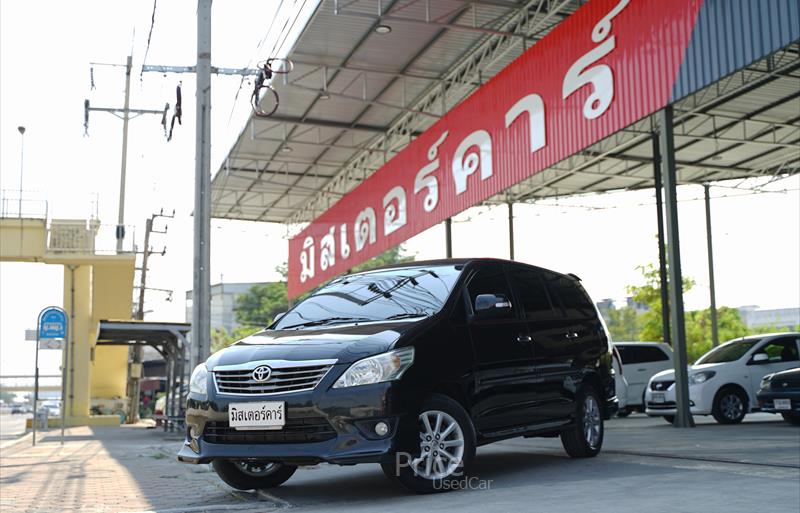 รถตู้มือสอง TOYOTA INNOVA รถปี 2014