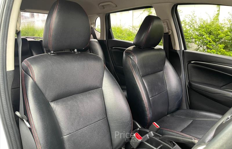 ขายรถเก๋งมือสอง-honda-ฮอนด้า-รถปี2018-รหัส88312-7f896c59.jpg ขายรถเก๋งมือสอง-honda-ฮอนด้า-รถปี2018-รหัส88312-7f896c59.jpg