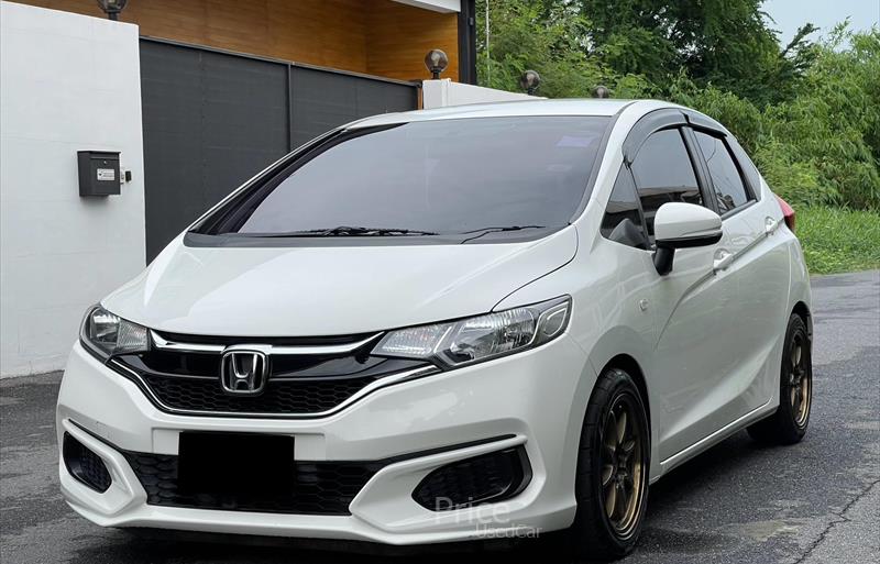 รถเก๋งมือสอง HONDA JAZZ รถปี 2018