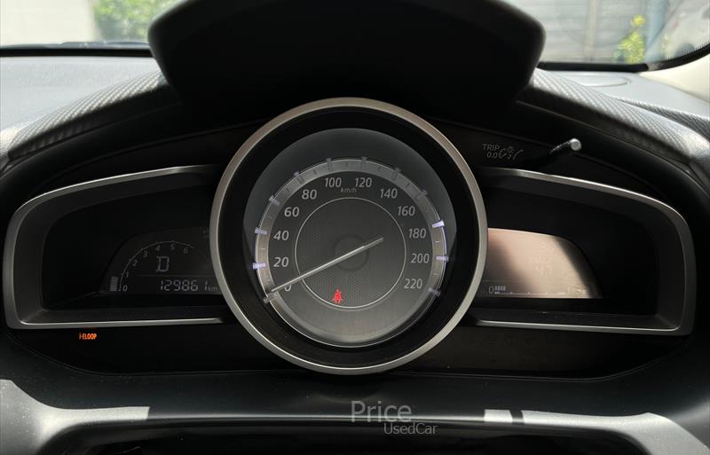 ขายรถเก๋งมือสอง-mazda-มาสด้า-รถปี2015-รหัส88314-4121c02b.jpg ขายรถเก๋งมือสอง-mazda-มาสด้า-รถปี2015-รหัส88314-4121c02b.jpg