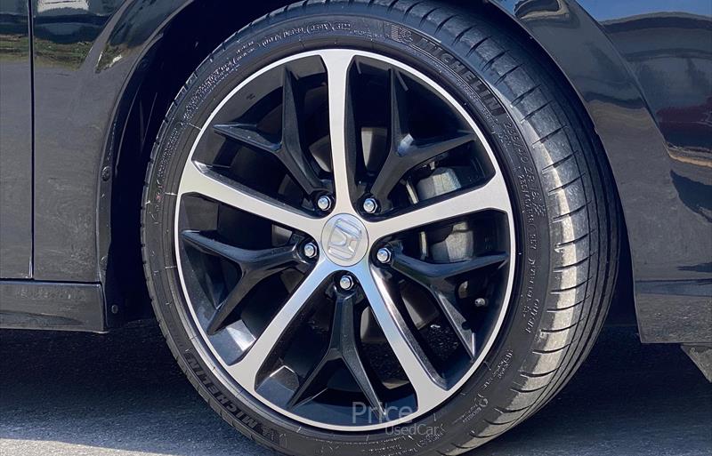 ขายรถเก๋งมือสอง-honda-ฮอนด้า-รถปี2022-รหัส88318-3343f15b.jpg ขายรถเก๋งมือสอง-honda-ฮอนด้า-รถปี2022-รหัส88318-3343f15b.jpg