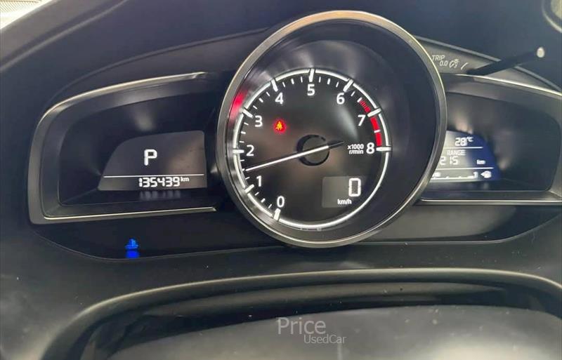 ขายรถเก๋งมือสอง-mazda-มาสด้า-รถปี2018-รหัส88326-263677cd.jpg ขายรถเก๋งมือสอง-mazda-มาสด้า-รถปี2018-รหัส88326-263677cd.jpg