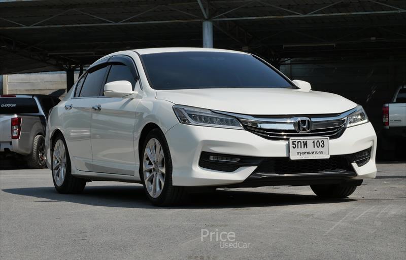 ขายรถเก๋งมือสอง-honda-ฮอนด้า-รถปี2016-รหัส88338-c03c7904.jpg ขายรถเก๋งมือสอง-honda-ฮอนด้า-รถปี2016-รหัส88338-c03c7904.jpg