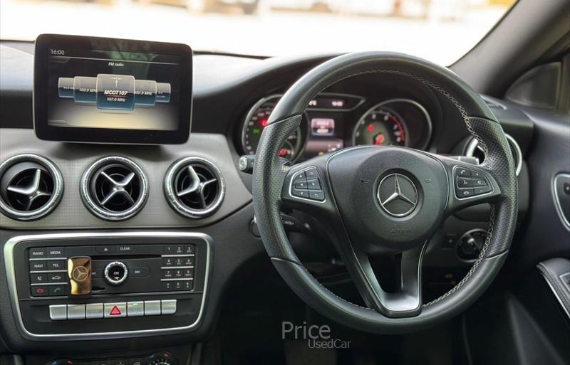 ขายรถเก๋งมือสอง-mercedes-benz-เมอร์เซเดสเบนซ์-รถปี2017-รหัส88344-6263aa2e.jpg ขายรถเก๋งมือสอง-mercedes-benz-เมอร์เซเดสเบนซ์-รถปี2017-รหัส88344-6263aa2e.jpg