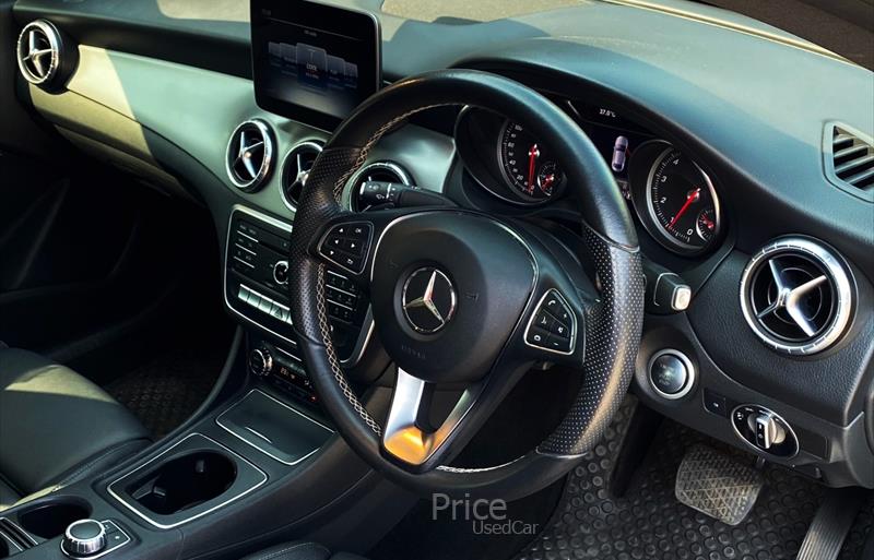 ขายรถเก๋งมือสอง-mercedes-benz-เมอร์เซเดสเบนซ์-รถปี2018-รหัส88381-008ca0b5.jpg ขายรถเก๋งมือสอง-mercedes-benz-เมอร์เซเดสเบนซ์-รถปี2018-รหัส88381-008ca0b5.jpg