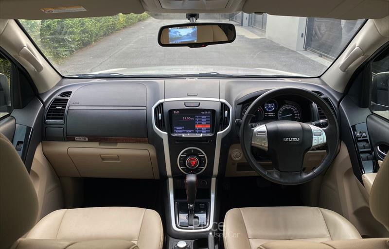 ขายรถ-suv-มือสอง-isuzu-อีซูซุ-รถปี2019-รหัส88387-edb21bde.jpg ขายรถ-suv-มือสอง-isuzu-อีซูซุ-รถปี2019-รหัส88387-edb21bde.jpg