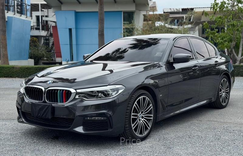 รถเก๋งมือสอง BMW 530i รถปี 2019