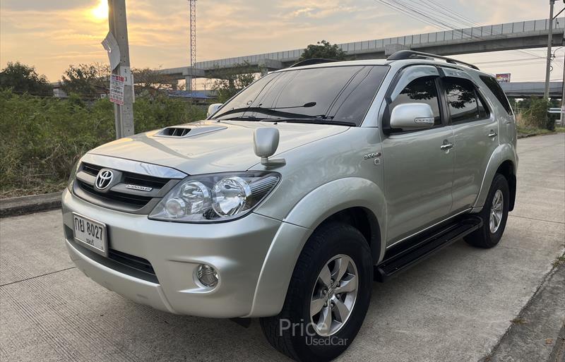 รถอเนกประสงค์มือสอง TOYOTA FORTUNER รถปี 2007