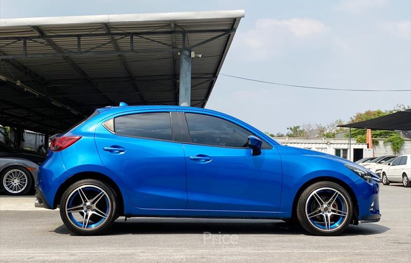 ขายรถเก๋งมือสอง-mazda-มาสด้า-รถปี2021-รหัส88423-4f68d092.jpg ขายรถเก๋งมือสอง-mazda-มาสด้า-รถปี2021-รหัส88423-4f68d092.jpg
