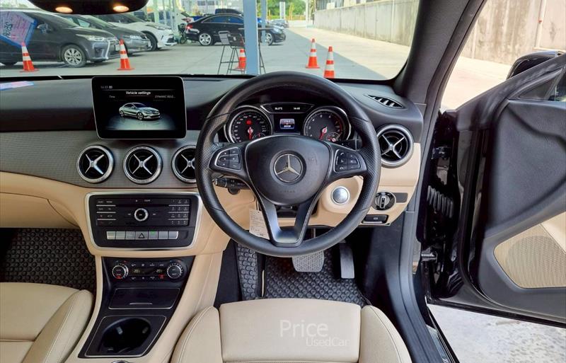 ขายรถเก๋งมือสอง-mercedes-benz-เมอร์เซเดสเบนซ์-รถปี2018-รหัส88436-907034fc.jpg ขายรถเก๋งมือสอง-mercedes-benz-เมอร์เซเดสเบนซ์-รถปี2018-รหัส88436-907034fc.jpg