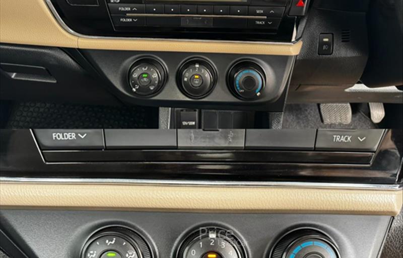 ขายรถเก๋งมือสอง-toyota-โตโยต้า-รถปี2015-รหัส88450-ade4a83d.jpg ขายรถเก๋งมือสอง-toyota-โตโยต้า-รถปี2015-รหัส88450-ade4a83d.jpg
