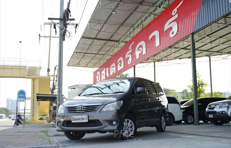 รถตู้มือสอง TOYOTA INNOVA รถปี 2013
