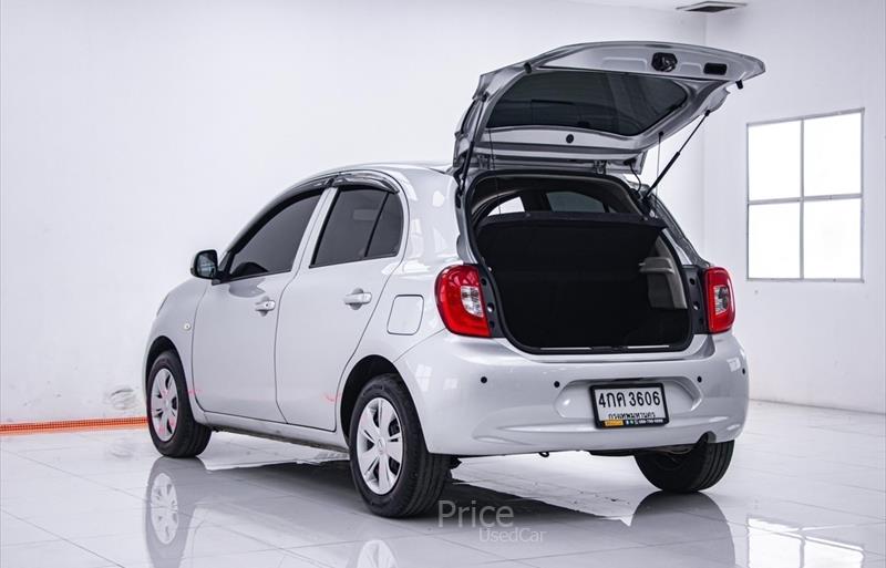 ขายรถเก๋งมือสอง-nissan-นิสสัน-รถปี2015-รหัส88497-20fc182f.jpg ขายรถเก๋งมือสอง-nissan-นิสสัน-รถปี2015-รหัส88497-20fc182f.jpg