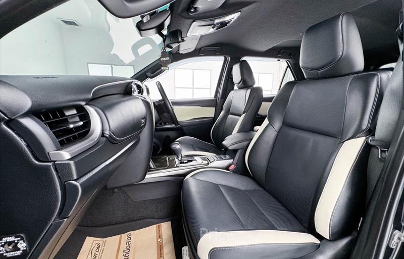 ขายรถ-suv-มือสอง-toyota-โตโยต้า-รถปี2021-รหัส88498-09170cdf.jpg ขายรถ-suv-มือสอง-toyota-โตโยต้า-รถปี2021-รหัส88498-09170cdf.jpg