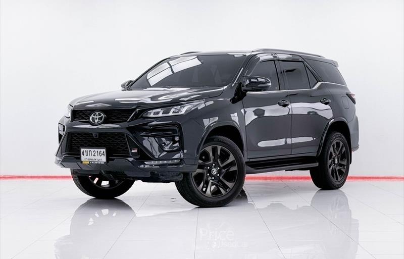 รถอเนกประสงค์มือสอง TOYOTA FORTUNER รถปี 2021 รถอเนกประสงค์มือสอง TOYOTA FORTUNER รถปี 2021