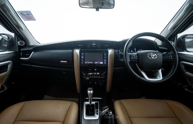 ขายรถ-suv-มือสอง-toyota-โตโยต้า-รถปี2016-รหัส88502-1f8de20d.jpg ขายรถ-suv-มือสอง-toyota-โตโยต้า-รถปี2016-รหัส88502-1f8de20d.jpg
