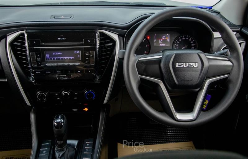 ขายรถ-suv-มือสอง-isuzu-อีซูซุ-รถปี2022-รหัส88511-e36e3771.jpg ขายรถ-suv-มือสอง-isuzu-อีซูซุ-รถปี2022-รหัส88511-e36e3771.jpg