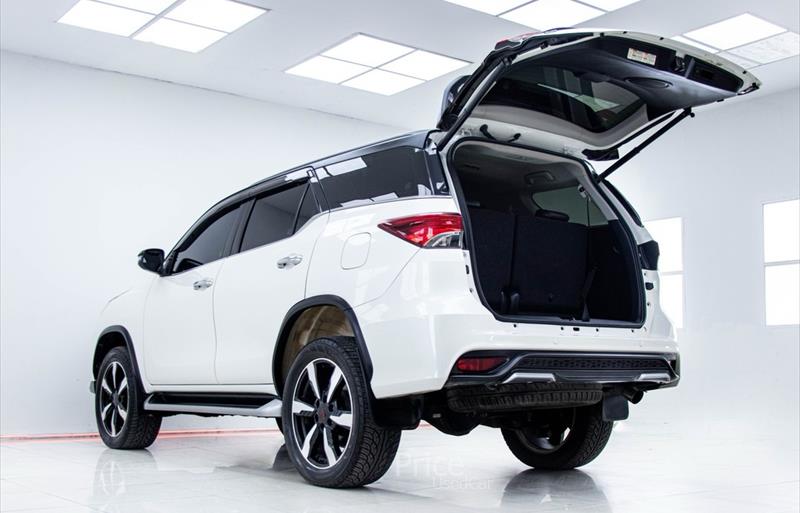 ขายรถ-suv-มือสอง-toyota-โตโยต้า-รถปี2019-รหัส88516-f7df8611.jpg ขายรถ-suv-มือสอง-toyota-โตโยต้า-รถปี2019-รหัส88516-f7df8611.jpg