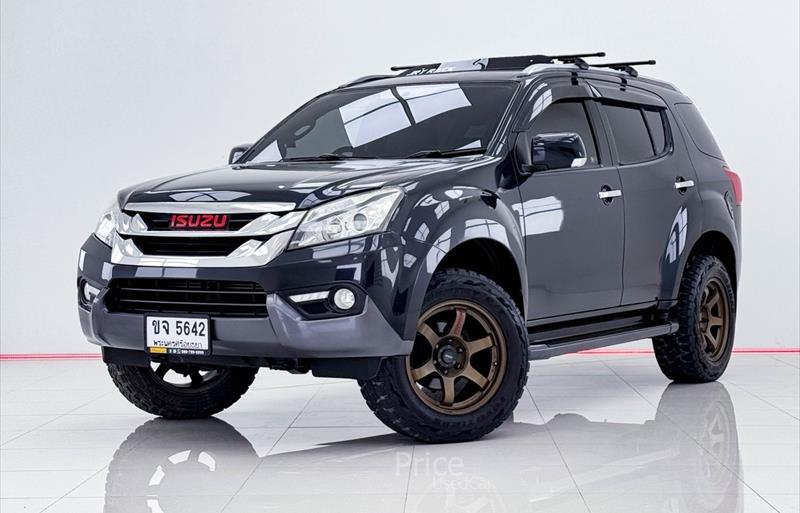 รถอเนกประสงค์มือสอง ISUZU MU-X รถปี 2017