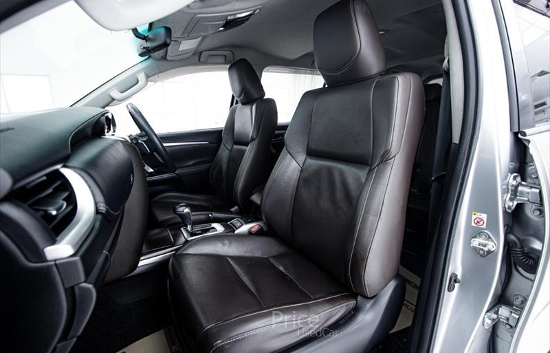 ขายรถ-suv-มือสอง-toyota-โตโยต้า-รถปี2018-รหัส88524-cbf70b9b.jpg ขายรถ-suv-มือสอง-toyota-โตโยต้า-รถปี2018-รหัส88524-cbf70b9b.jpg