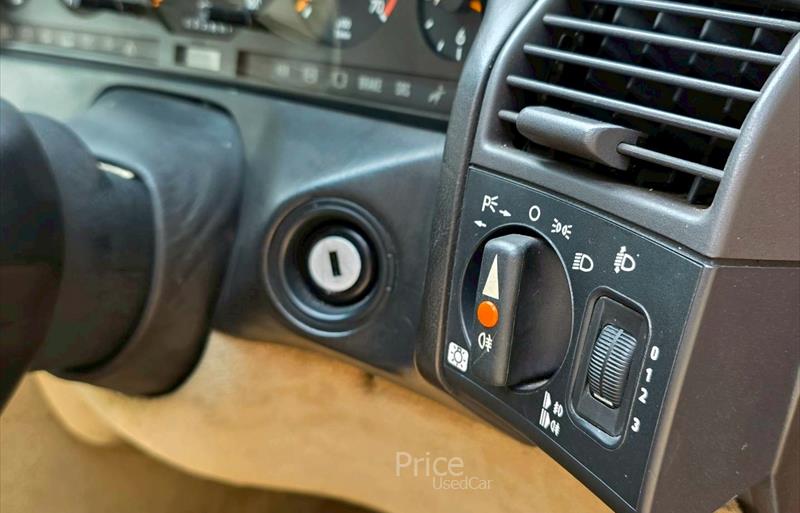 ขายรถเก๋งมือสอง-mercedes-benz-เมอร์เซเดสเบนซ์-รถปี1992-รหัส88542-05a2b71f.jpg ขายรถเก๋งมือสอง-mercedes-benz-เมอร์เซเดสเบนซ์-รถปี1992-รหัส88542-05a2b71f.jpg