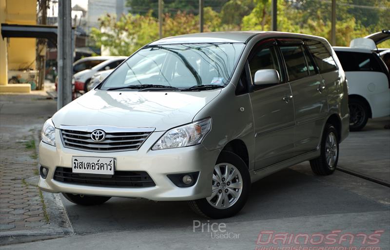 รถตู้มือสอง TOYOTA INNOVA รถปี 2013