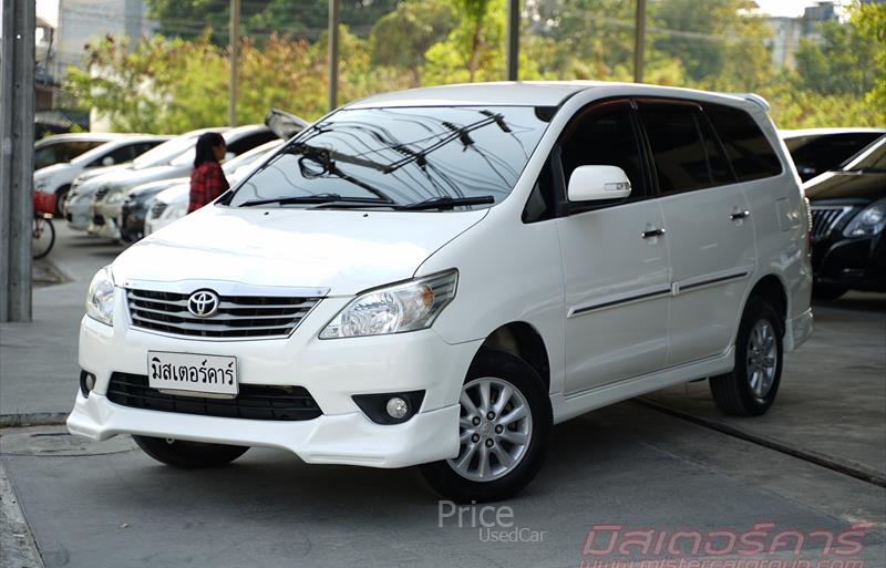 รถตู้มือสอง TOYOTA INNOVA รถปี 2013