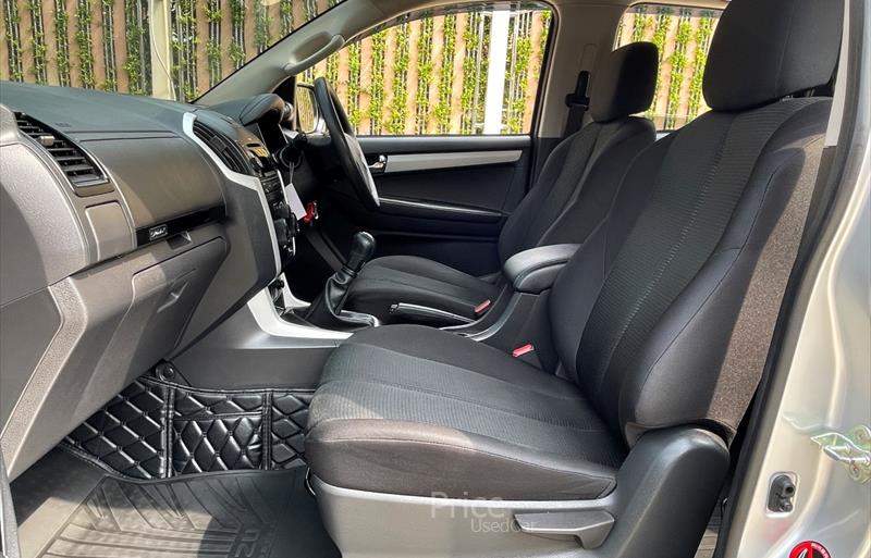 ขายรถกระบะมือสอง-isuzu-อีซูซุ-รถปี2019-รหัส88571-45064aa9.jpg ขายรถกระบะมือสอง-isuzu-อีซูซุ-รถปี2019-รหัส88571-45064aa9.jpg
