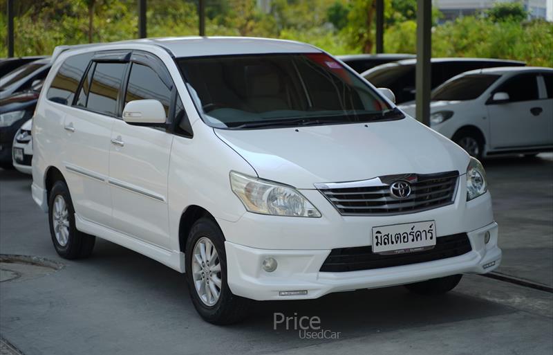 รถตู้มือสอง TOYOTA INNOVA รถปี 2014