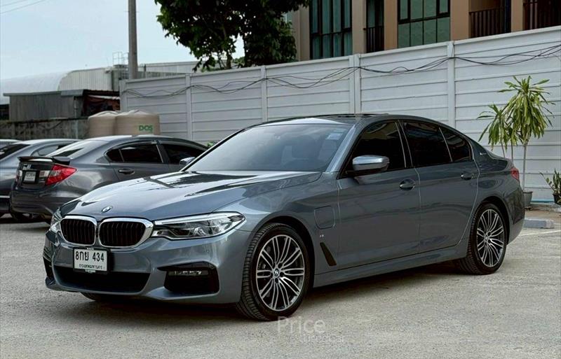 รถเก๋งมือสอง BMW 530i รถปี 2019