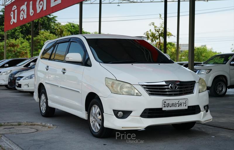 รถตู้มือสอง TOYOTA INNOVA รถปี 2011