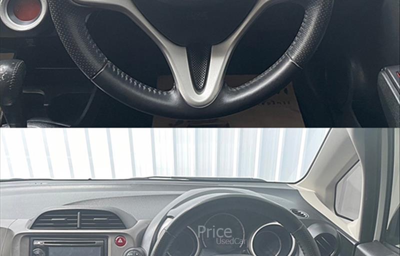 ขายรถเก๋งมือสอง-honda-ฮอนด้า-รถปี2012-รหัส88670-d69a20c0.jpg ขายรถเก๋งมือสอง-honda-ฮอนด้า-รถปี2012-รหัส88670-d69a20c0.jpg